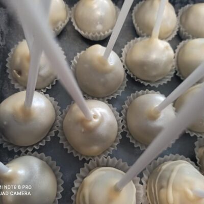 CA149  Cakepops με γκλίτερ