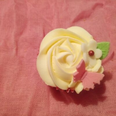CU102  Cupcake λουλούδι-πεταλούδα