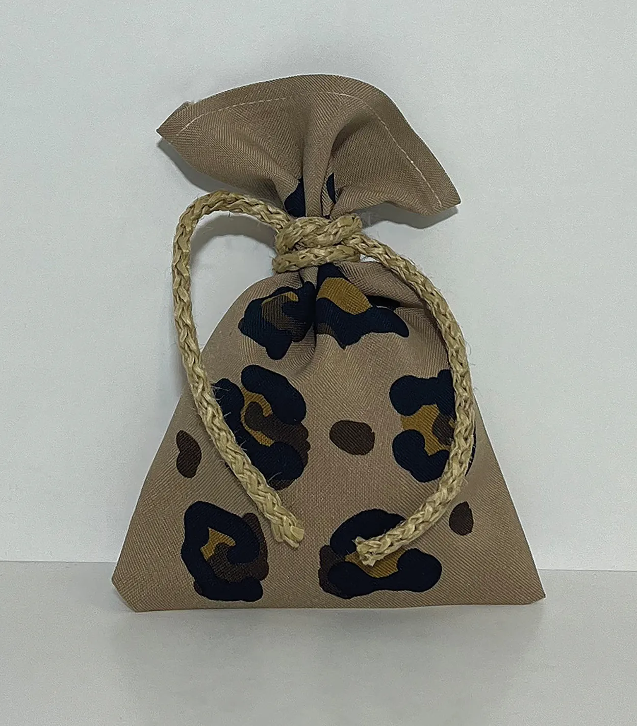 307-25 animal print